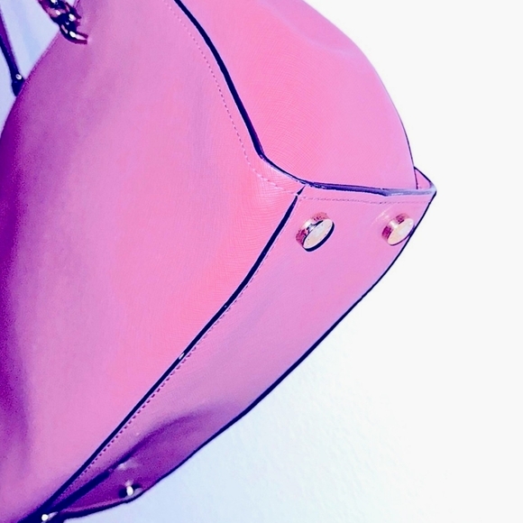 Michael Kors Pink Saffriano Leather Tortoise Chain Center Accent Gold - Picture 5 of 10